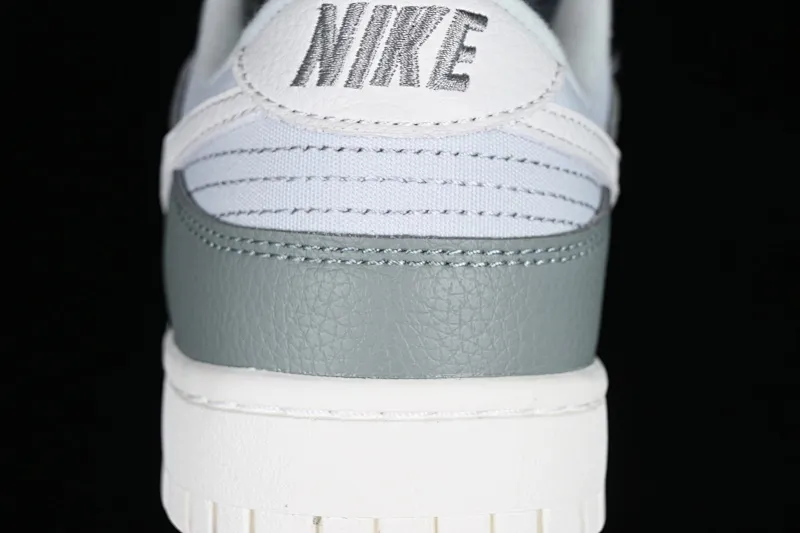 All categories Nk SB Dunk series Nk SB Dunk Low low-top sneakers Nk Dunk Low "Mica Green" mica green canvas SB low-top sports and leisure sneakers DV7212-300
